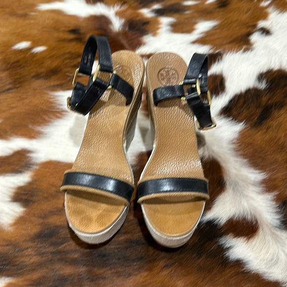 Tory Burch Wedge heel sandal - Picture 2 of 4